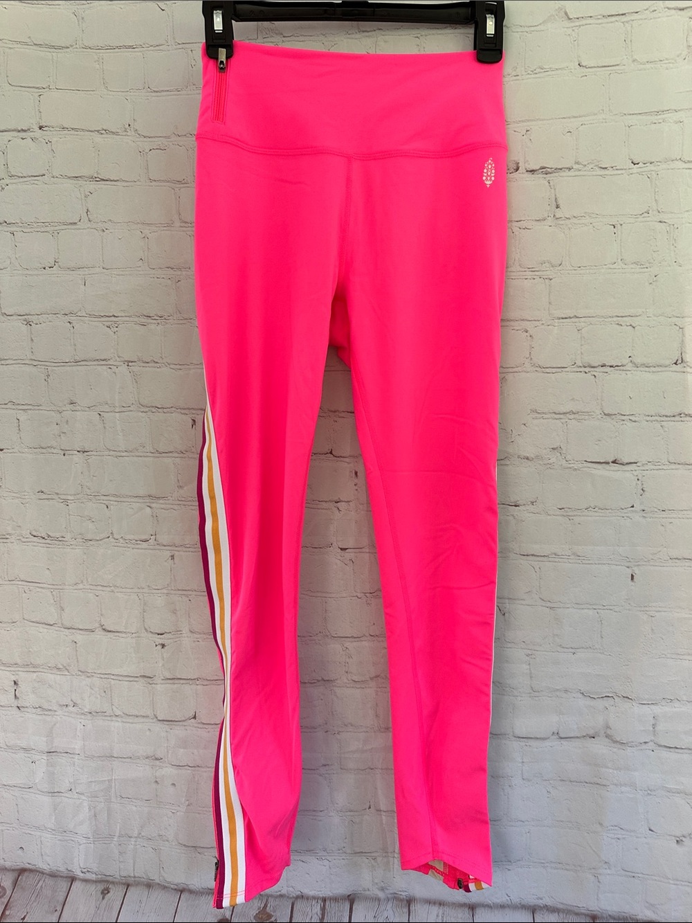 Free People Movement Hot Pink Active Leggings with Side Stripes and zippers S